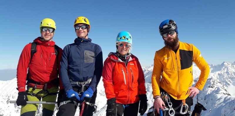 joanna_piotrowicz_szkola_wspinania_alpinizm_i_gory_kursy_wspinaczkowe_nauka_wspinania (42)_Easy-Resize.com